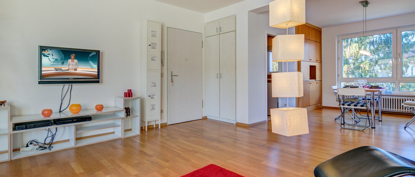 マンション München Obergiesing 03 リビングルーム 9776