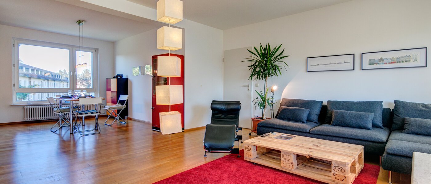 マンション München Obergiesing 06 リビングルーム 9776