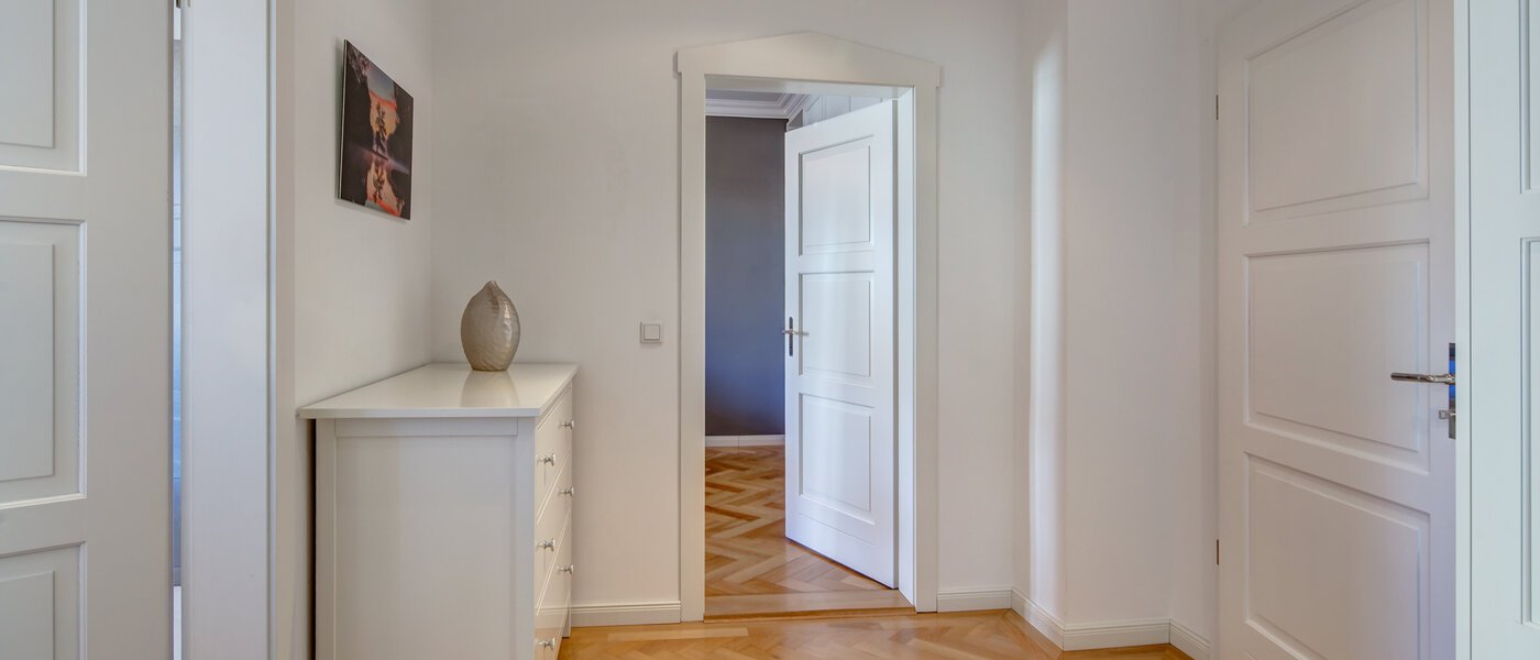 マンション München Nymphenburg 04 玄関入り口 9784