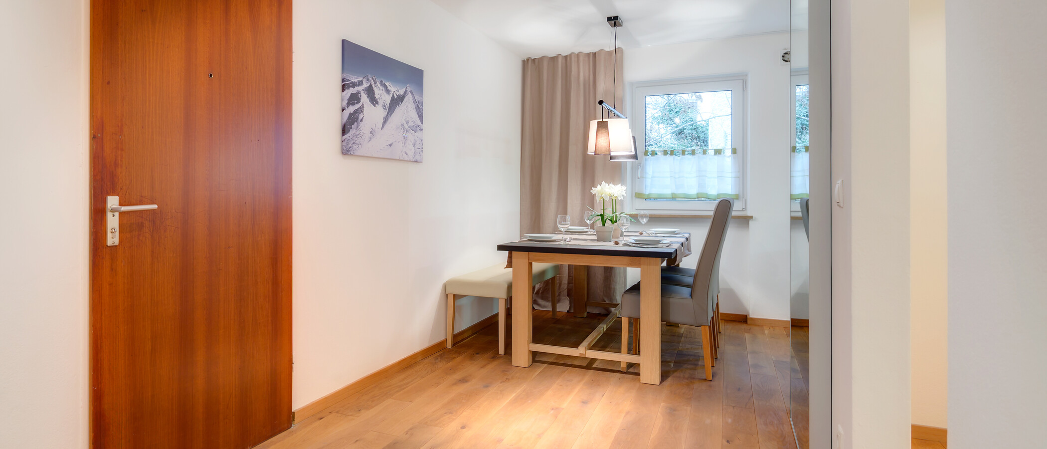 マンション München Untersendling 02 玄関入り口 9825