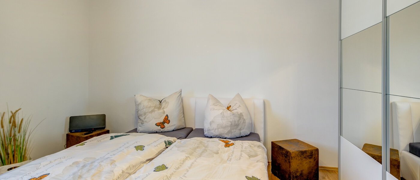 マンション München Hasenbergl 01 寝室 9831