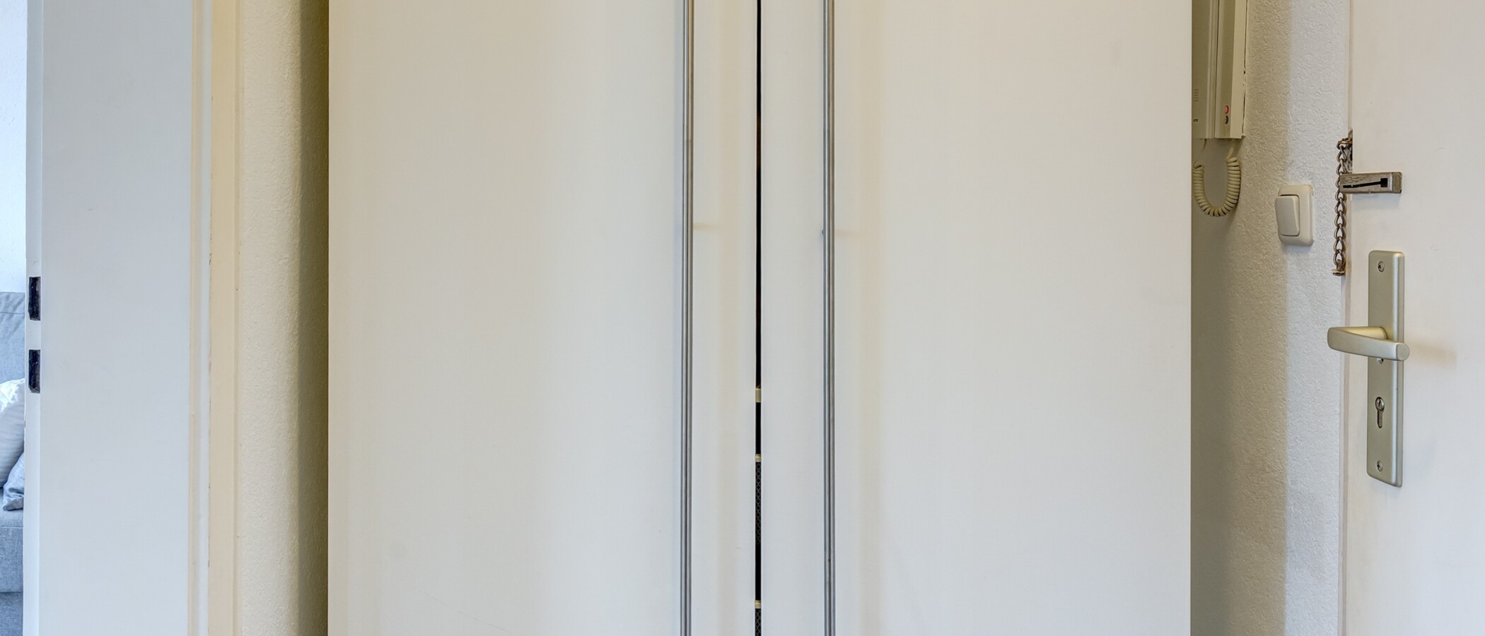 マンション München Milbertshofen 02 玄関入り口 9863