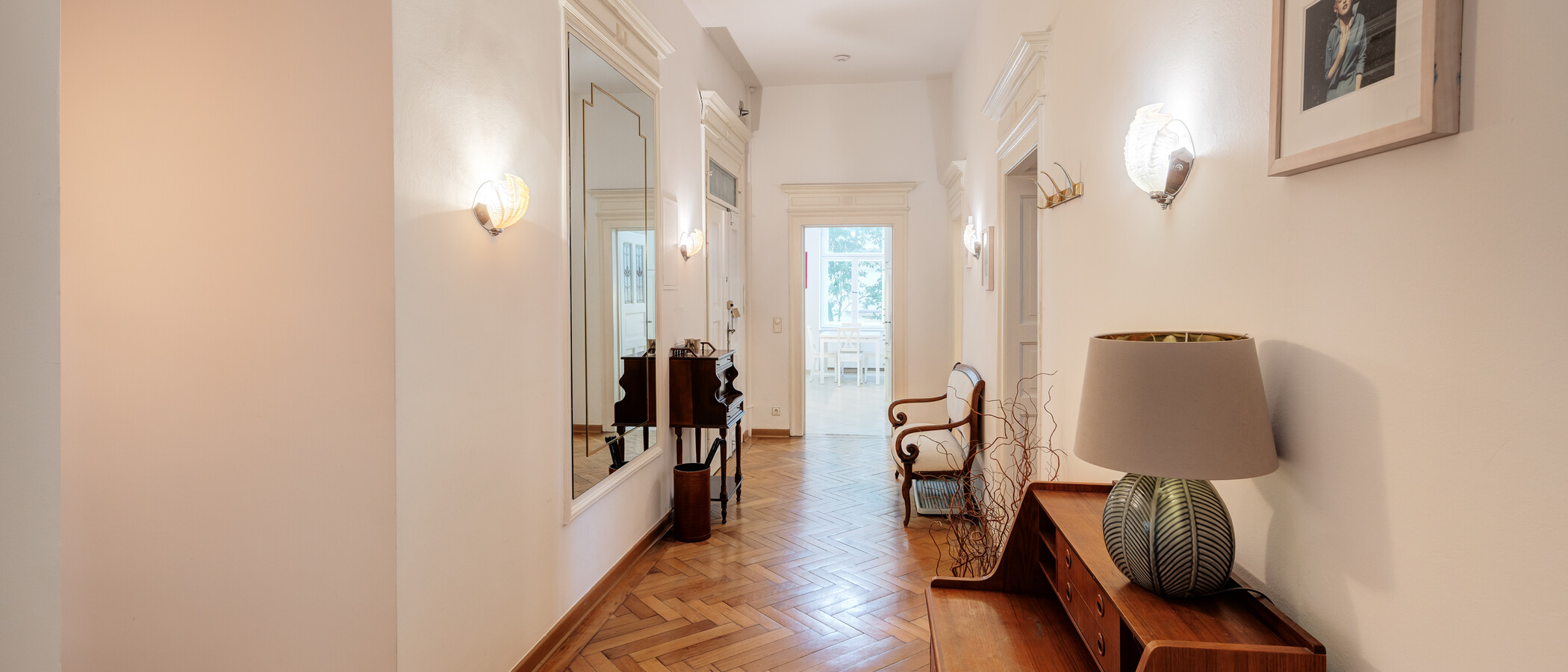 マンション München Schwabing-Nord (zw. Belgrad- & Leopoldstraße) 01 玄関入り口 9895