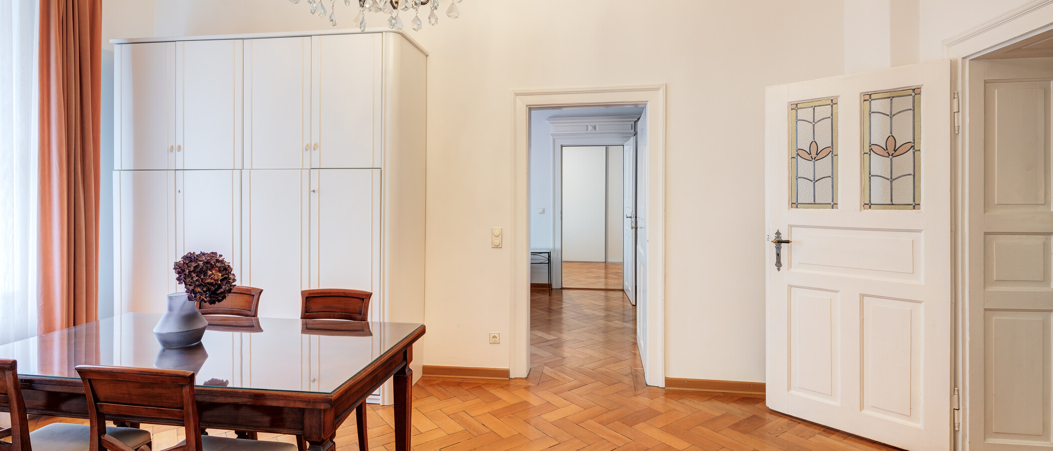 マンション München Schwabing-Nord (zw. Belgrad- & Leopoldstraße) 02 ダイニングルーム 9895