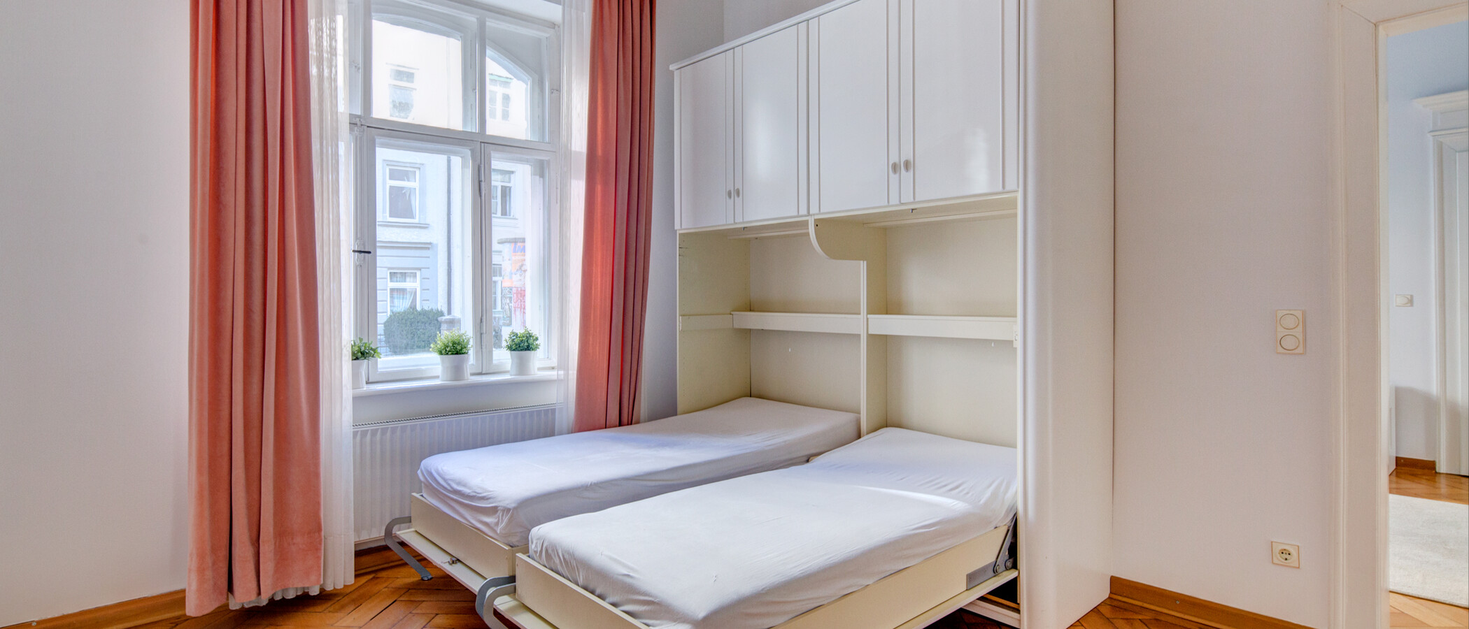 マンション München Schwabing-Nord (zw. Belgrad- & Leopoldstraße) 04 ダイニングルーム 9895