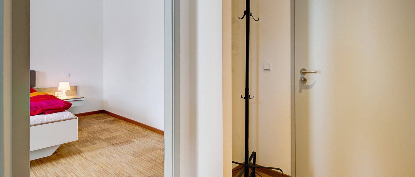 マンション Unterschleißheim Lohhof 01 玄関入り口 9906