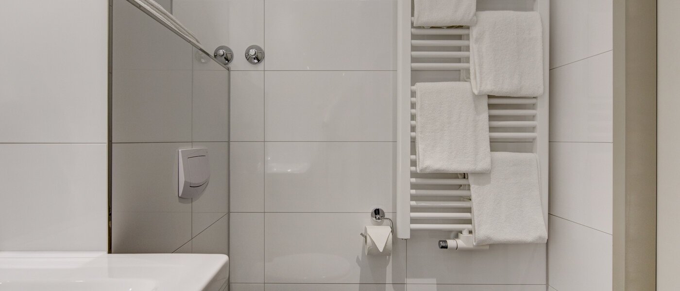 マンション Ismaning 04 浴室 9908