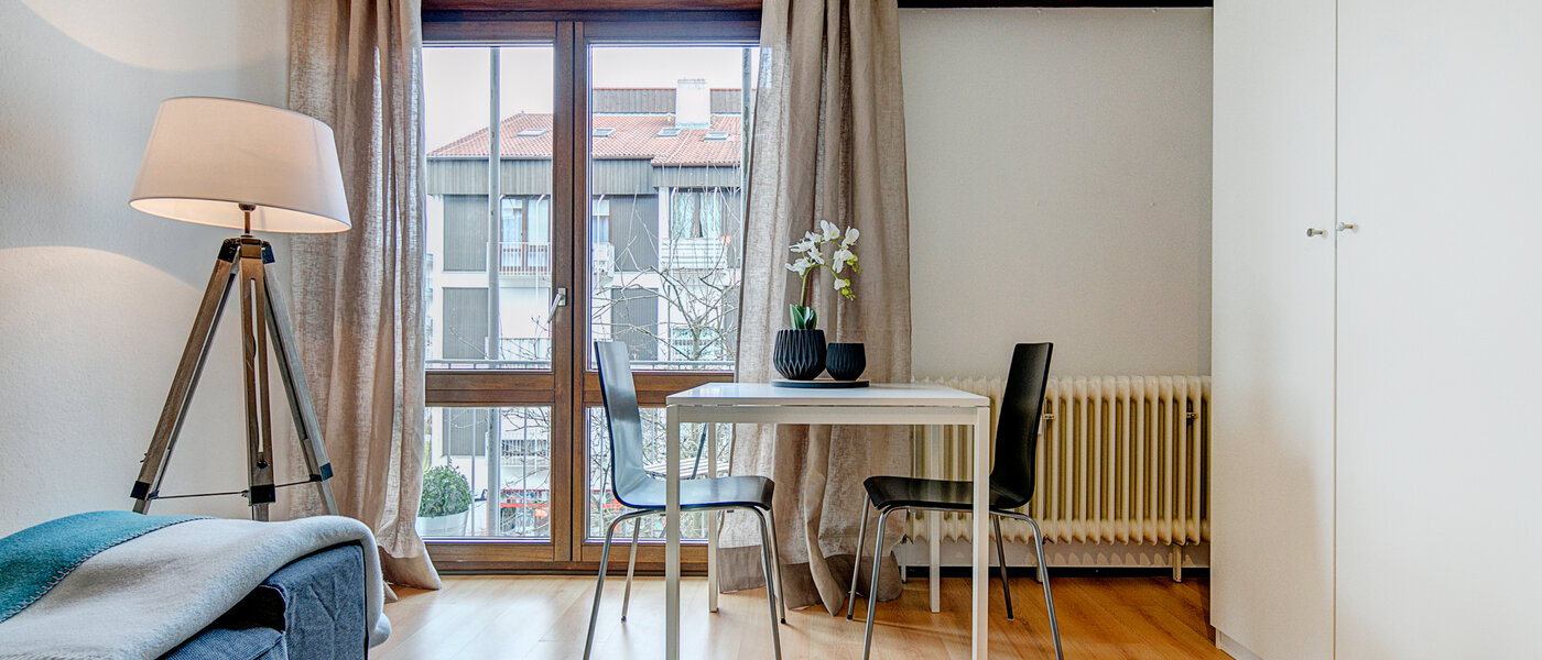 マンション Unterschleißheim 03 リビングルーム 9952