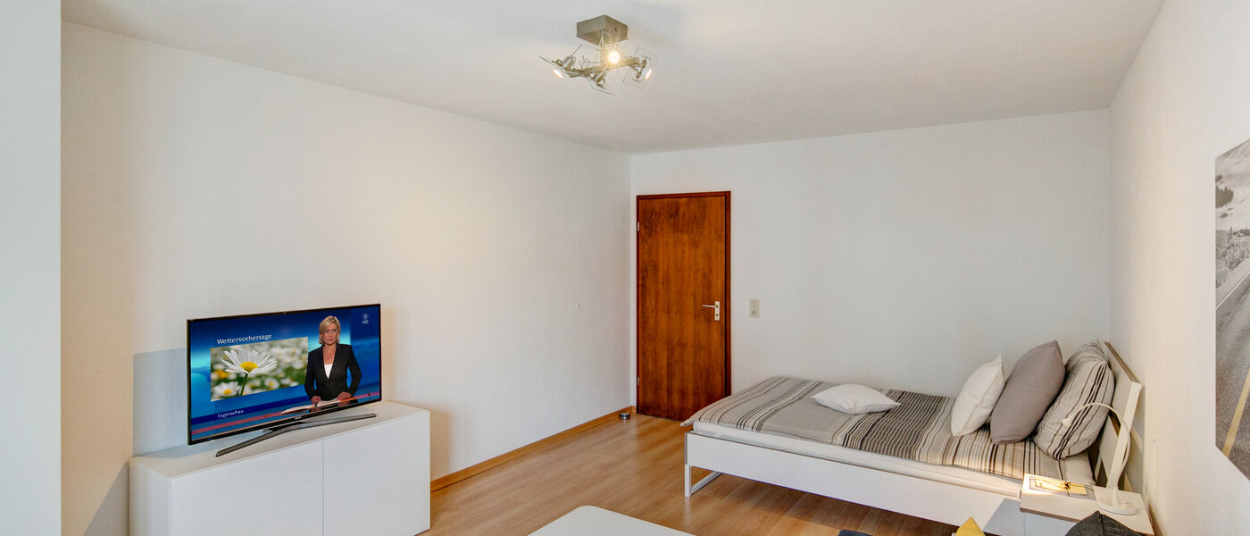 マンション Unterschleißheim 05 リビングルーム 9952