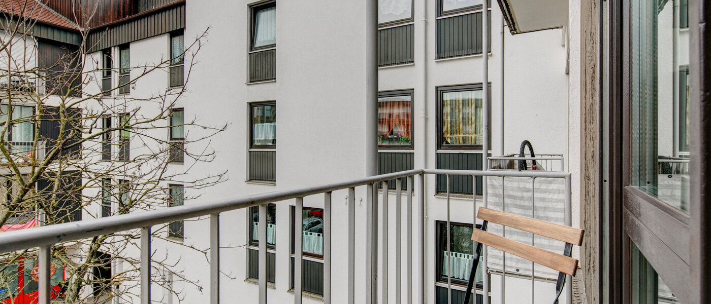 マンション Unterschleißheim 02 ベランダ 9952