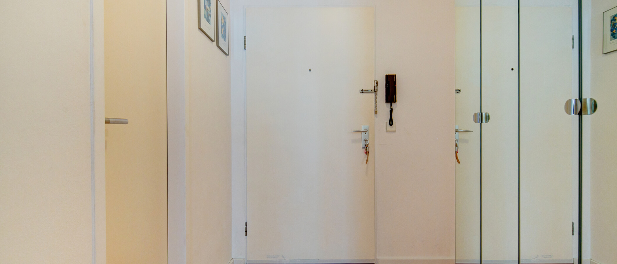 マンション München Schwabing-West 02 玄関入り口 9967