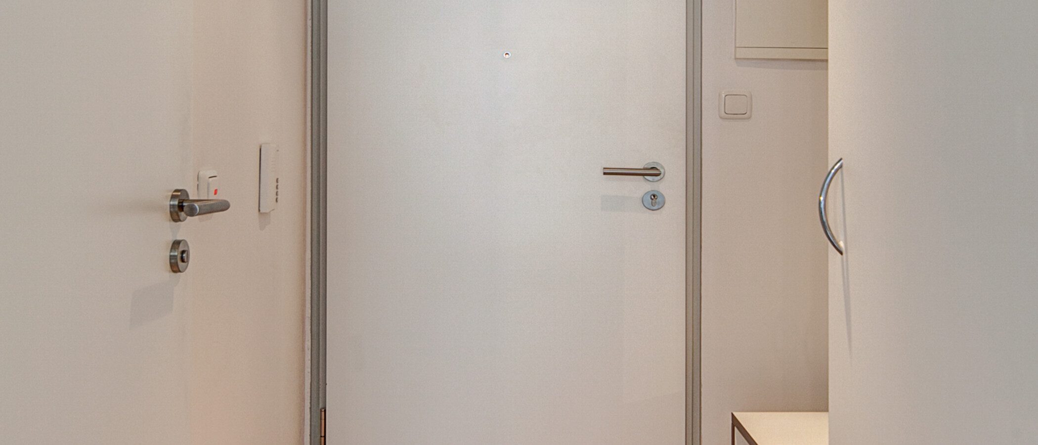 アパルトマン München Milbertshofen 03 玄関入り口 9971