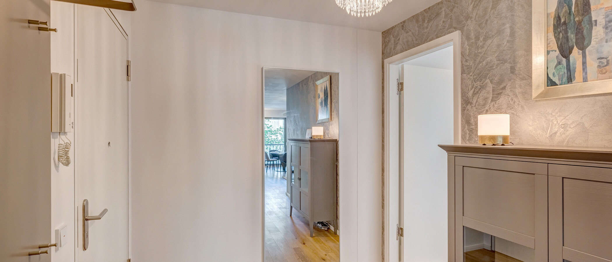 マンション München Ludwigsvorstadt 02 玄関入り口 9983