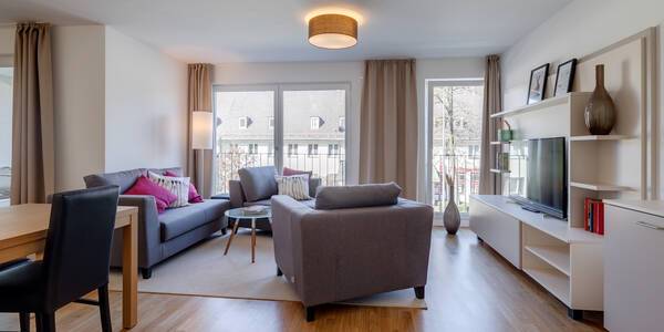 マンション 部屋数 3 部屋 | ミュンヘン-Milbertshofen | 10529