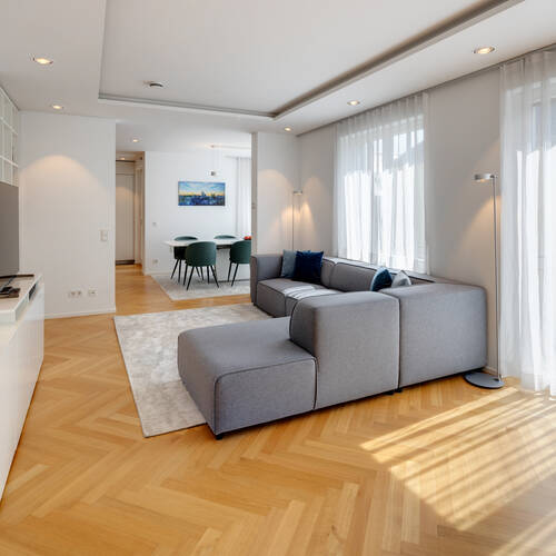 マンション 部屋数 5 部屋 | ミュンヘン-Nymphenburg | 10628