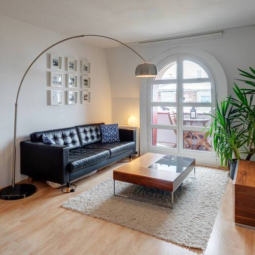 アティック・フラット（屋根裏） 部屋数 3 部屋 | ミュンヘン-Schwanthalerhöhe | 11426