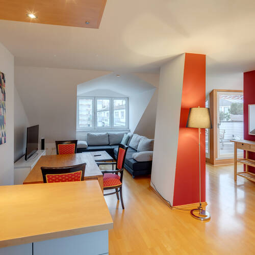 マンション 部屋数 3 部屋 | ミュンヘン-Milbertshofen | 11984