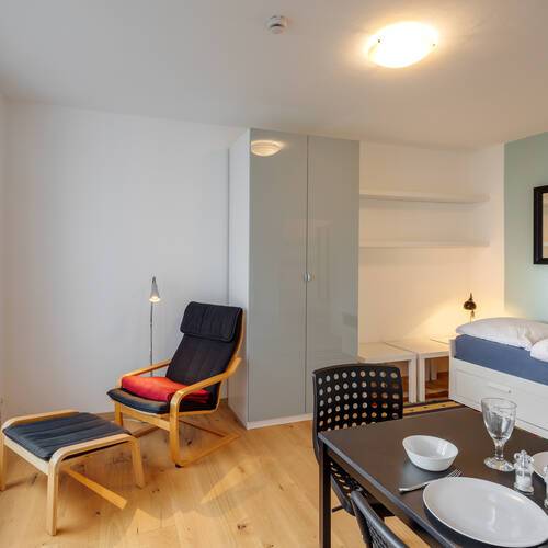 マンション 部屋数 1 部屋 | ミュンヘン-Neuhausen | 12413