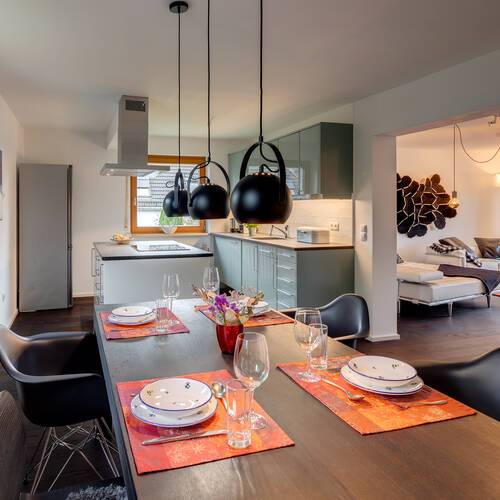 マンション 部屋数 3 部屋 | ミュンヘン-Forstenried | 13710