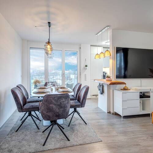 ペントハウス 部屋数 2.5 部屋 | ミュンヘン-Neuaubing | 13783