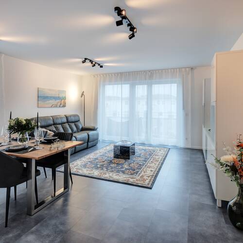 マンション 部屋数 3 部屋 | Unterhaching | 14158