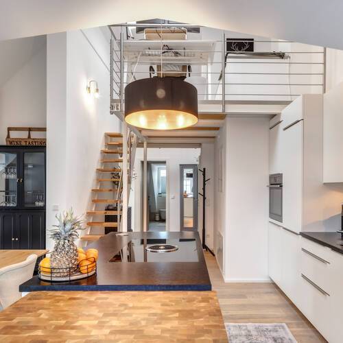 アティック・フラット（屋根裏） 部屋数 3.5 部屋 | ミュンヘン-Fasangarten | 14268