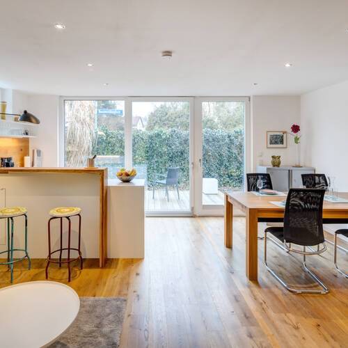 マンション 部屋数 2.5 部屋 | ミュンヘン-Allach | 14325