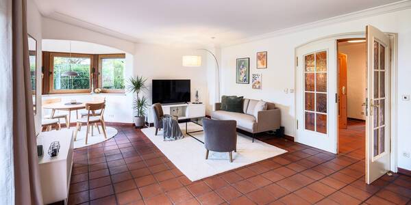 セミ・デタッチド・ハウス（一戸建てを二つに分けた家屋） 部屋数 6 部屋 | Rottach-Egern | 14616