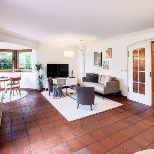 セミ・デタッチド・ハウス（一戸建てを二つに分けた家屋） 部屋数 6 部屋 | Rottach-Egern | 14616