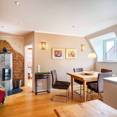 アティック・フラット（屋根裏） 部屋数 3.5 部屋 | ミュンヘン-Au-Haidhausen | 14648