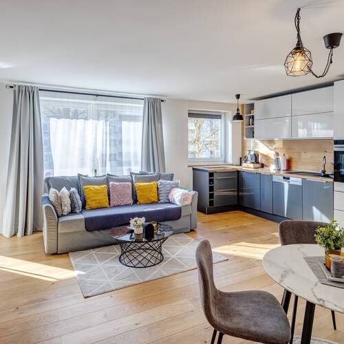 マンション 部屋数 3 部屋 | ミュンヘン-Forstenried | 14732