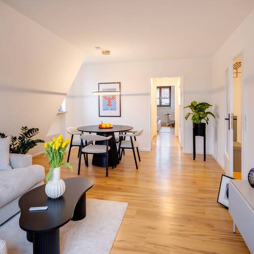 アティック・フラット（屋根裏） 部屋数 2 部屋 | ミュンヘン-Isarvorstadt | 14762