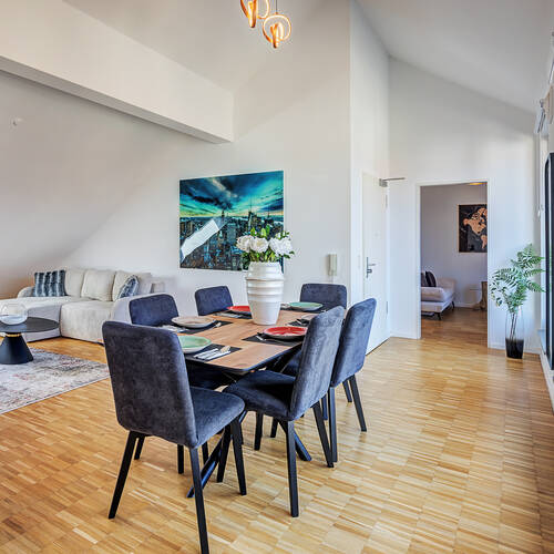 ペントハウス 部屋数 3 部屋 | Aschheim | 14787