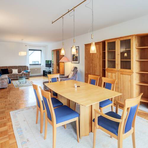 マンション 部屋数 4 部屋 | ミュンヘン-Harlaching | 3096