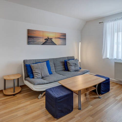 マンション 部屋数 2 部屋 | Ottobrunn | 3133