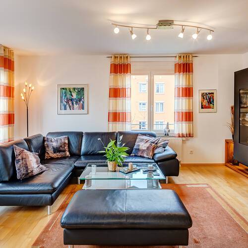 マンション 部屋数 2 部屋 | ミュンヘン-Sendling-Westpark | 7493