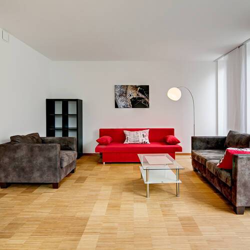 マンション 部屋数 2 部屋 | Unterschleißheim | 9906