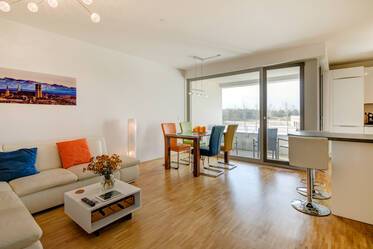 とても美しくしつらえられた マンション 場所： Riem