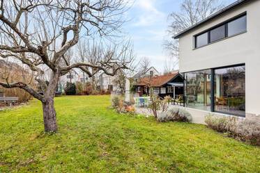 モダンで広々とした建築家設計の賃貸住宅 