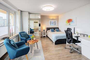 素晴らしい家具付き1ルームアパートメント、7階