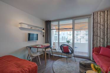 家具付 マンション 場所： Schwabing