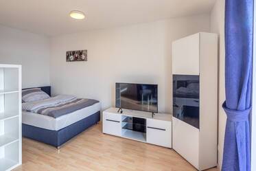魅力的にしつらえられた マンション 場所： Unterhaching