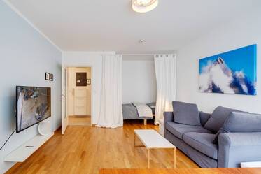 美しくしつらえられた マンション 場所： Schwabing-West