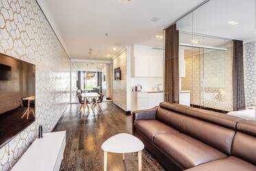 FRIENDS Tower: Elegante 2-Zimmer Wohnung