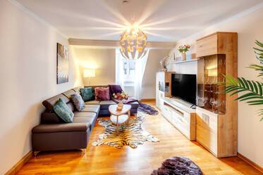 ロートクロイツ広場近く、明るい2部屋のアパート