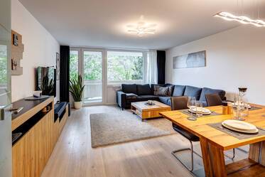 とても美しくしつらえられた マンション 場所： Unterhaching