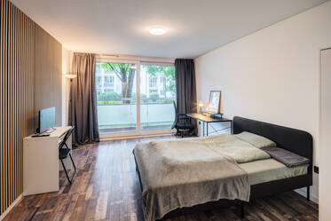 家具付 マンション 場所： Unterschleißheim