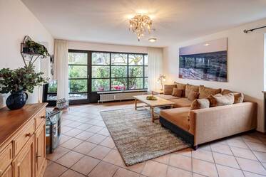 家具付 マンション 場所： Forstenried