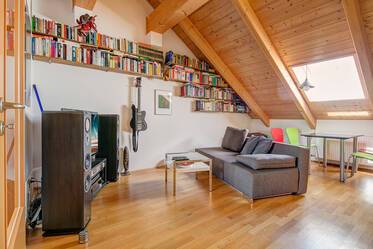 家具付 マンション 場所： Pullach im Isartal