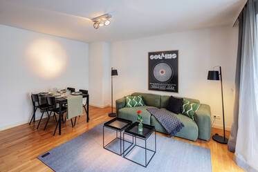 大学地区の一等地にある家具付きアパート